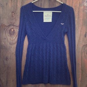 Hollister sweater top